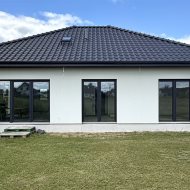 Dom na sprzedaż