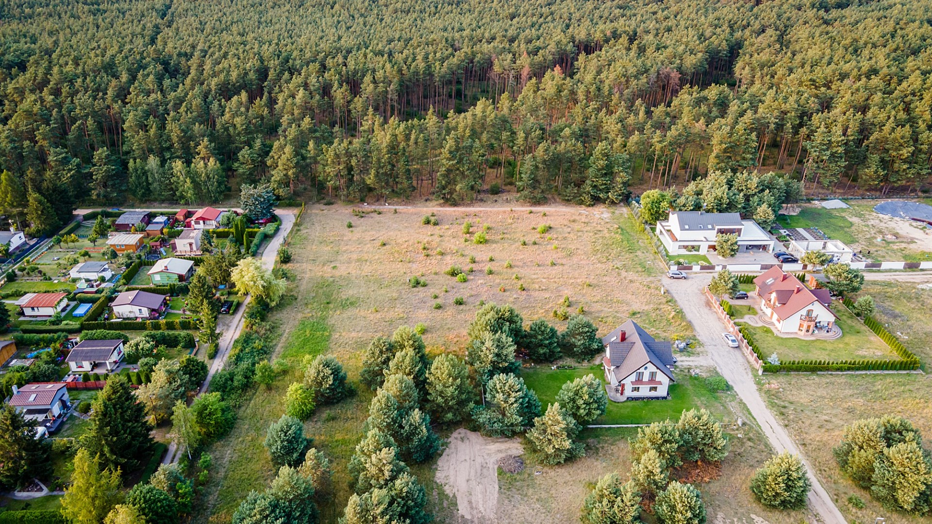 Działka na sprzedaż